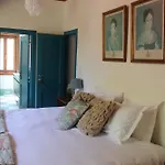 Dos Poetas Bed and Breakfast Σίντρα