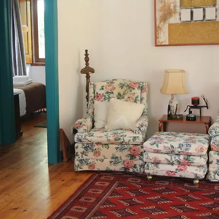 Dos Poetas Bed & Breakfast 3*