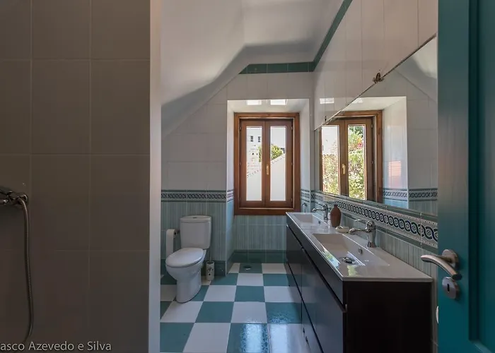 Dos Poetas Bed & Breakfast Sintra