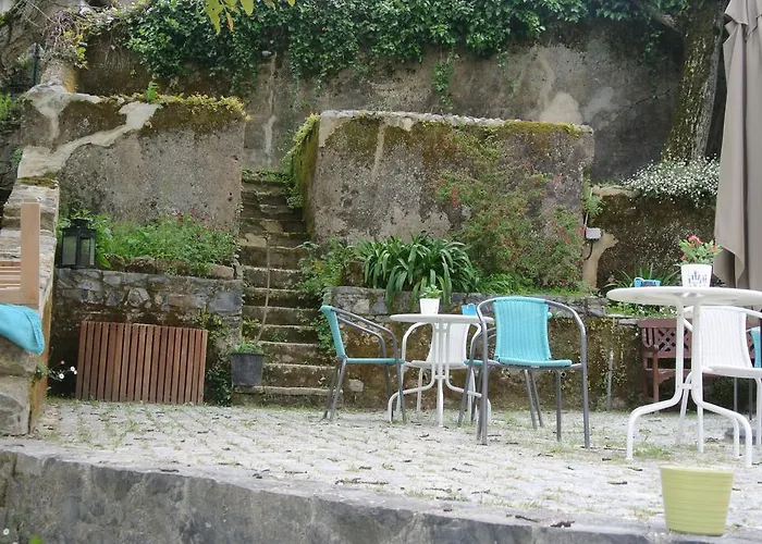 Bed & Breakfast Dos Poetas