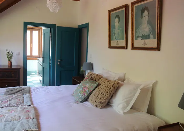 Dos Poetas Bed & Breakfast Sintra