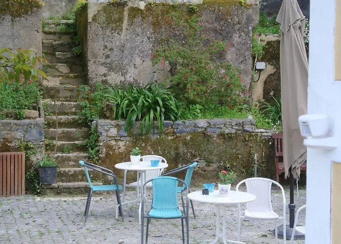 Dos Poetas Bed & Breakfast 3*